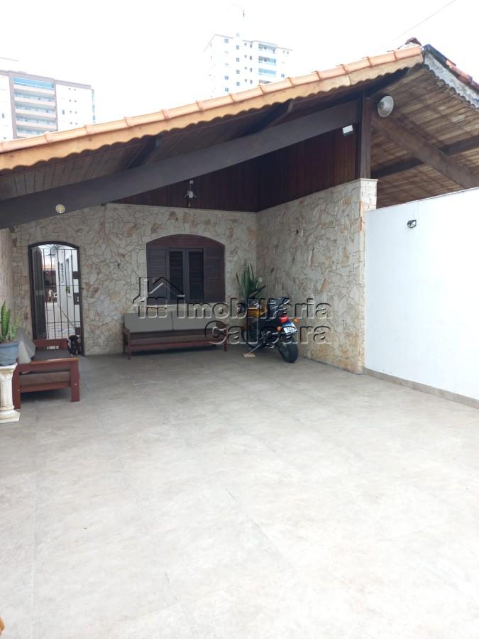 Casa para Venda na cidade de Praia Grande no bairro Maracan&atilde;