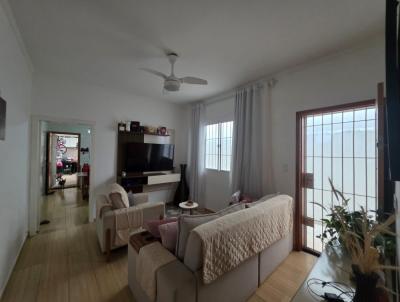 Casa para Venda, em Praia Grande, bairro Maracan�, 2 dormit�rios, 3 banheiros, 1 su�te, 2 vagas